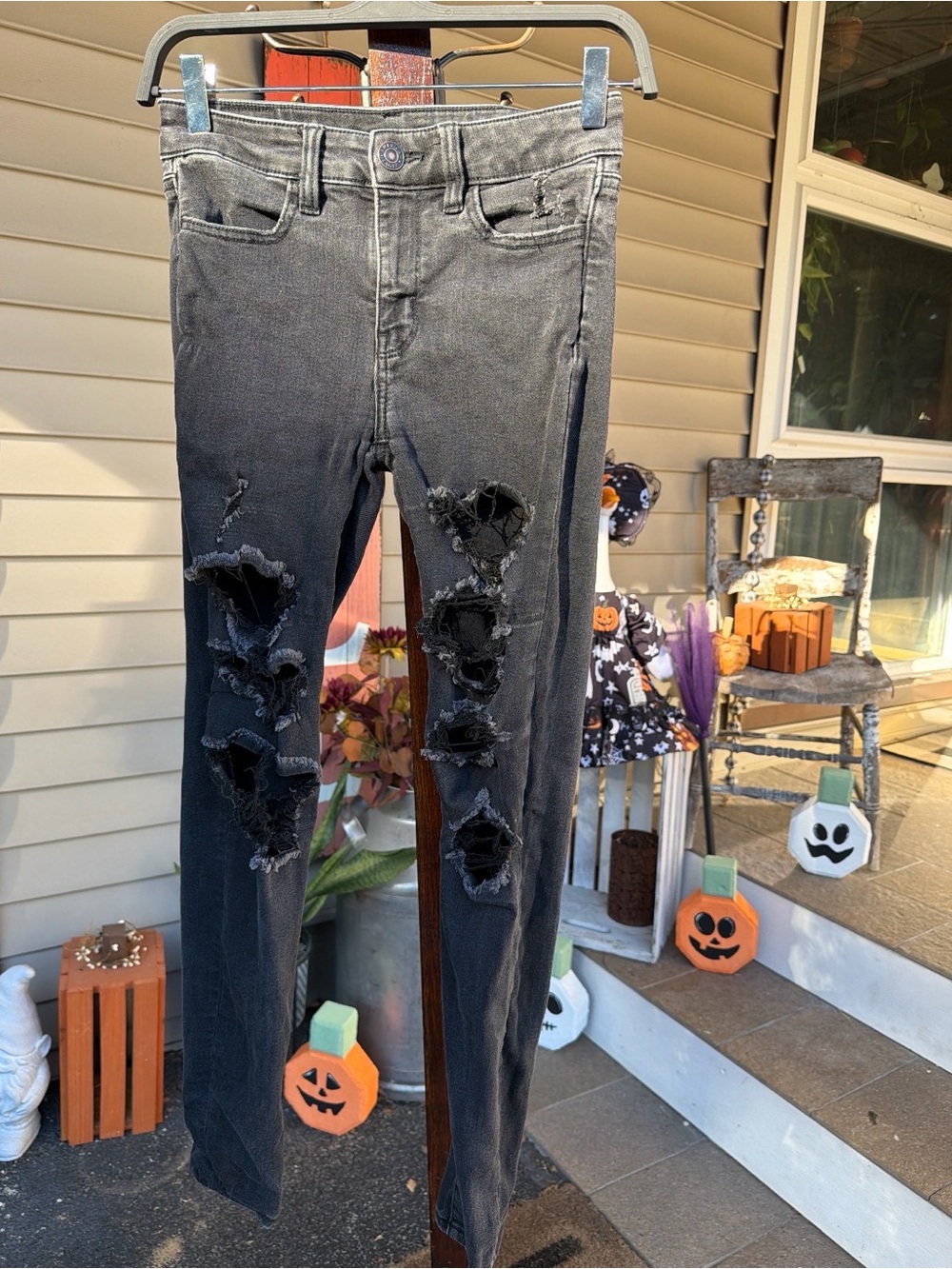 American Eagle Charcoal Black Stretch Distressed Skinny Jeans